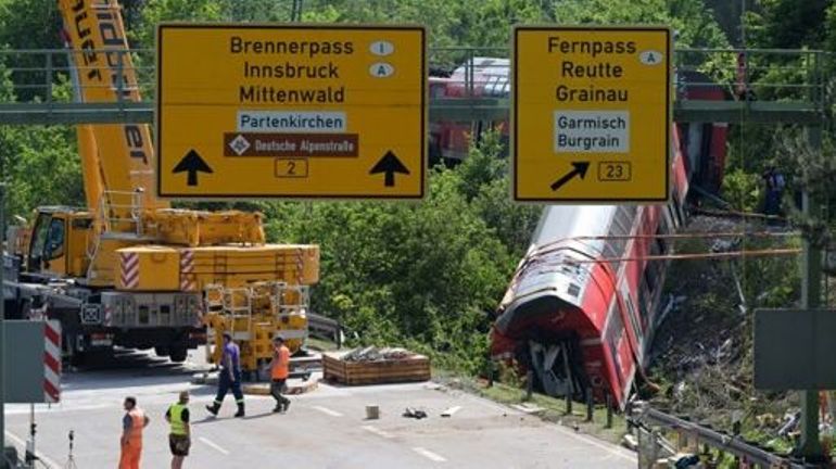 Accident de train dans le sud de l'Allemagne: il ne reste plus personne sous les décombres