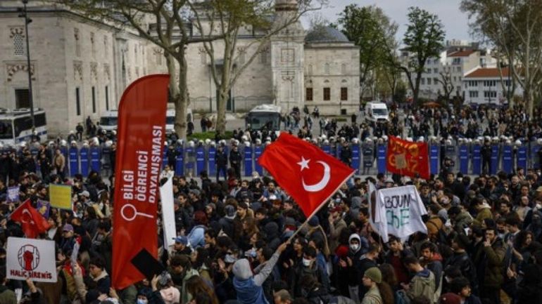 Une étudiante en photographie à Gand détenue en Turquie après une manifestation