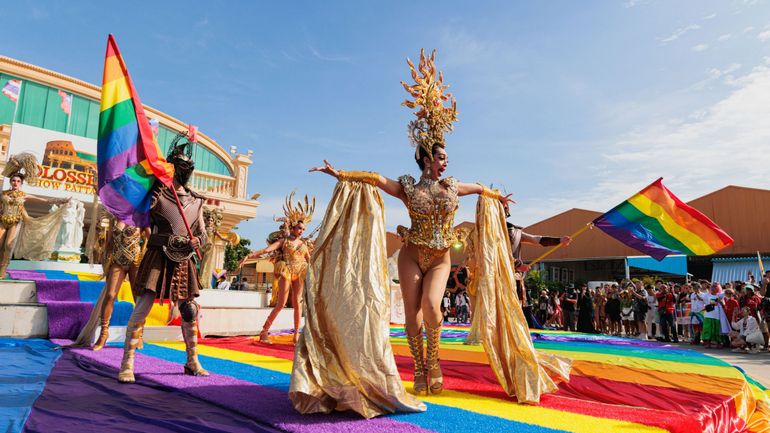 Thaïlande : le Sénat adopte la loi légalisant le mariage homosexuel, un texte pionnier en Asie du Sud-Est