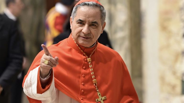 Vatican : reprise du procès d'un cardinal accusé de malversations financières