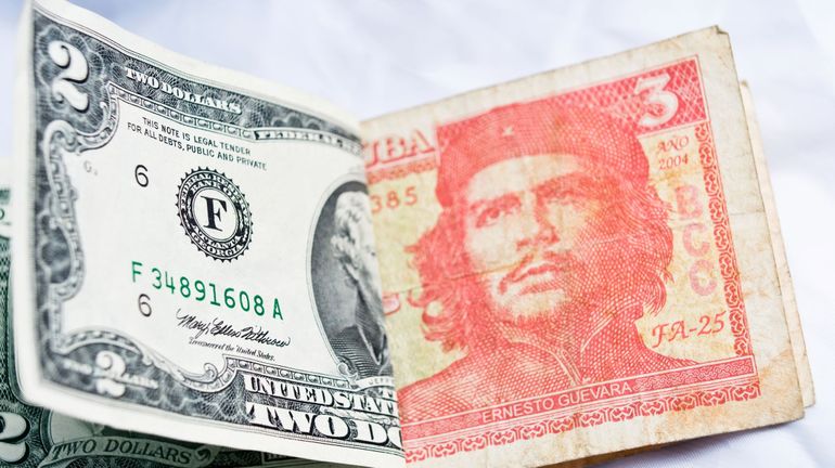Cuba: le gouvernement va acheter des dollars au taux du marché noir