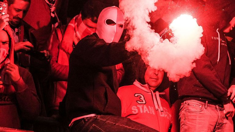 Des solutions pour les fumigènes qui interrompent un match ? Il y a débat dans La Tribune