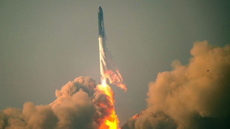Starship, la méga - fusée d'Elon Musk ne risque pas de décoller de sitôt après l'explosion de l'un de ses prototypes la semaine dernière.