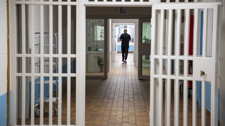 Grève dans les prisons : 74 détenus refusent de retourner dans leur cellule à Termonde