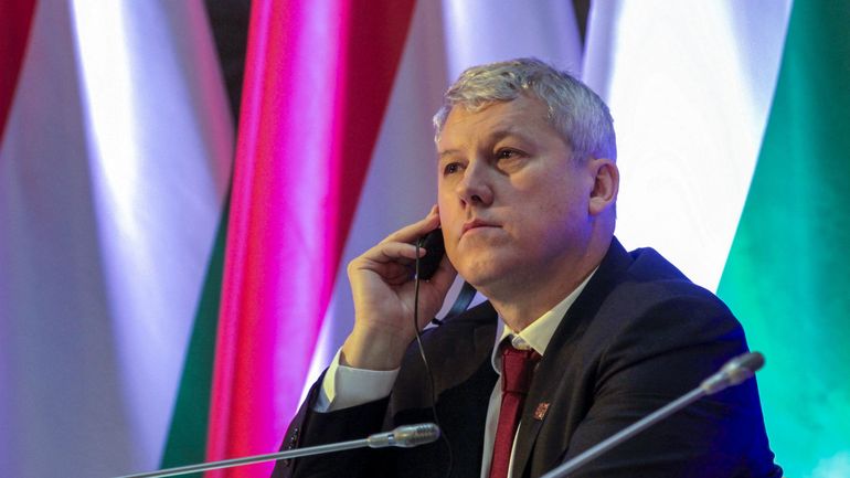 Présidentielle en Roumanie : après la démission de Marcel Ciolacu, le ministre libéral de l'Intérieur nommé Premier ministre intérimaire
