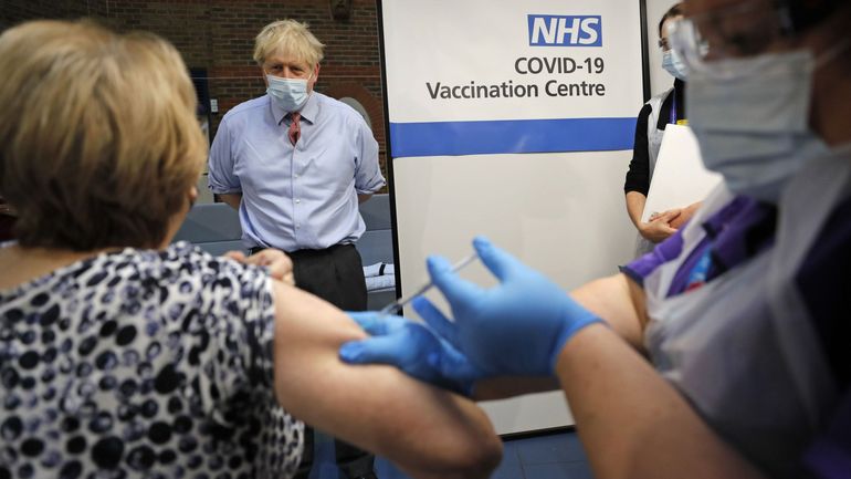 Coronavirus : l'Angleterre renonce à l'obligation vaccinale pour ses soignants