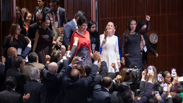 Claudia Sheinbaum investie première présidente dans l'histoire du Mexique