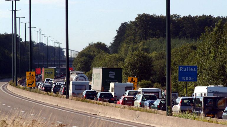 E411 fermée à Rulles dans le chantier vers Namur