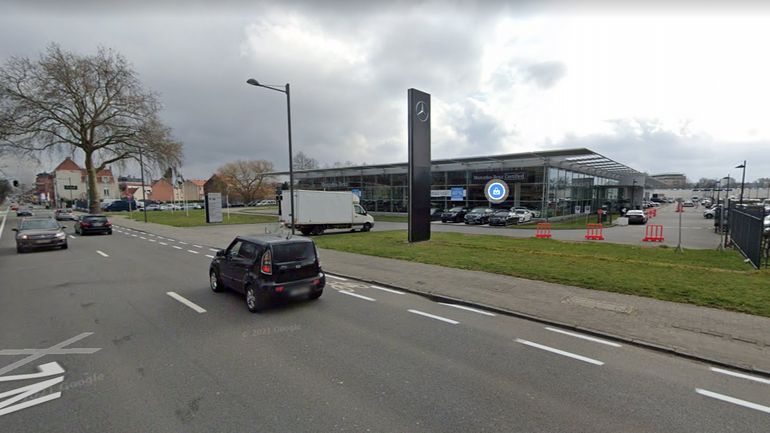 Grève chez Europa Mercedes à Woluwe-Saint-Lambert: les travailleurs réclament une sécurité d'emploi
