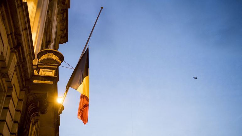 Minute de silence, discours royal, témoignages des sinistrés& La Belgique se recueille ce mardi en mémoire des victimes des intempéries