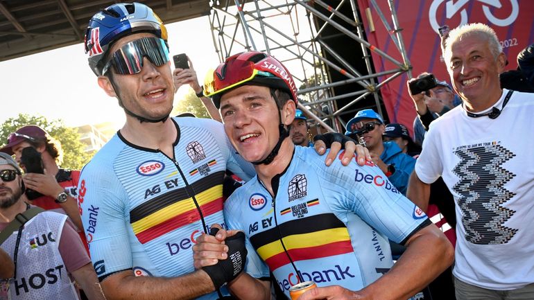 Wout van Aert, "très fier" de la prestation belge, ne savait pas qu'il sprintait pour le podium : "Dommage, mais je serai plus vite à l'hôtel pour boire une bière !"