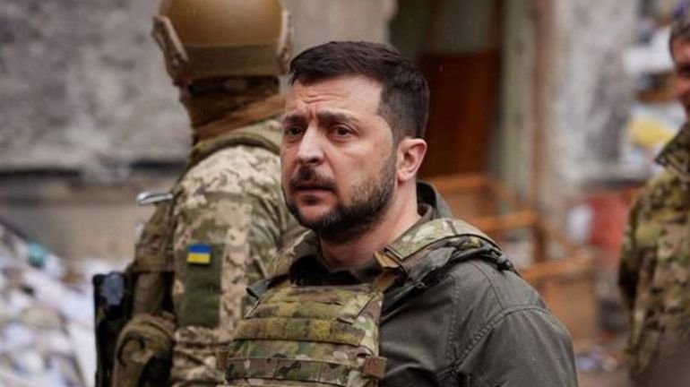Guerre en Ukraine : Volodymyr Zelensky à Bakhmout, point chaud du front dans l'Est