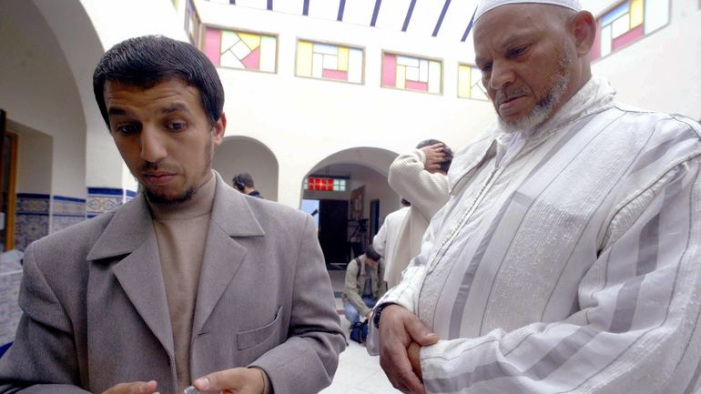 Le tribunal administratif de Paris suspend l'expulsion de l'imam Hassan Iquioussen