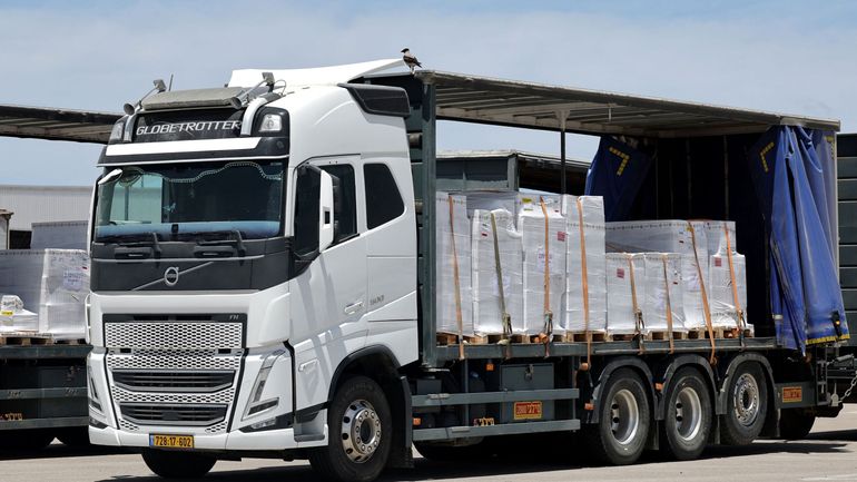 Guerre Israël-Gaza : l'ONU autorisée à faire entrer une centaine de camions d'aide dans Gaza