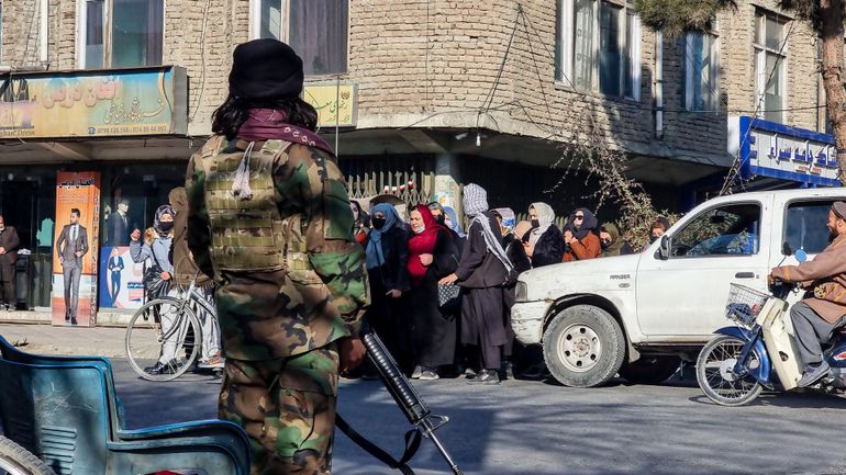 Afghanistan : la persécution des femmes et des filles doit être reconnue comme un crime contre l'humanité selon Amnesty et de nombreux juristes