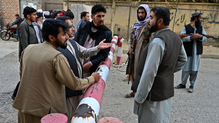 L'Afghanistan recommence à délivrer des passeports, un espoir pour ceux qui veulent fuir