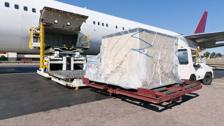 Plus de 70 tonnes de matériel militaire à destination d'Israël ont transité par l'aéroport de Bierset depuis le 7 octobre