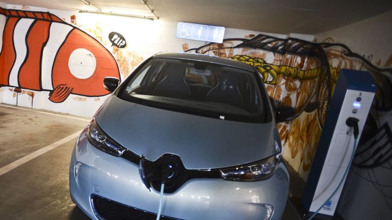 Les parkings bruxellois bientôt équipés de bornes de recharge pour véhicules électriques