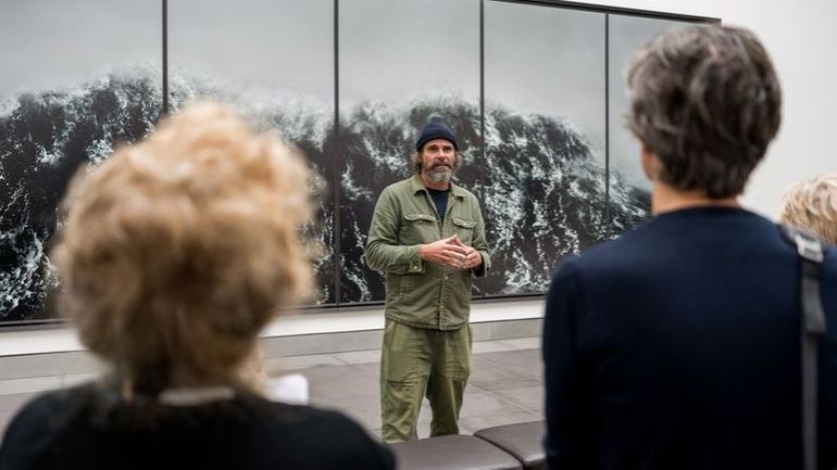 "Etre trempé jusqu’aux os, sentir la fatigue et affronter le danger", la mer selon le photographe Stephan Vanfleteren