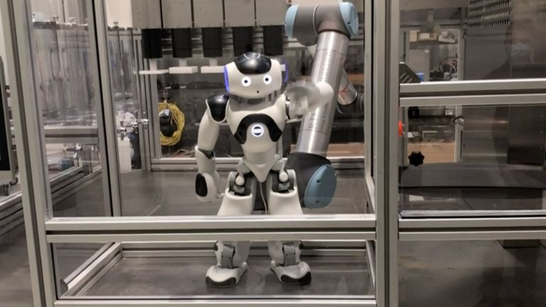 Un robot capable de fabriquer un club sandwich avec tartines grillées et des aliments frais ? Ca se passe près de Ciney