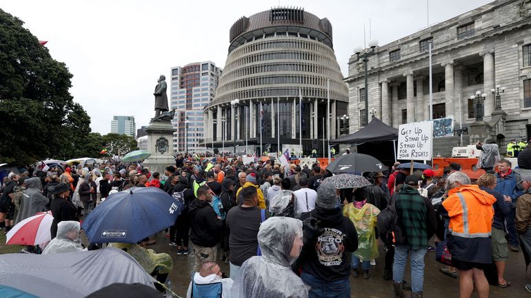 Nouvelle-Zélande : un cyclone n'a pas entamé la détermination des manifestants contre les restrictions sanitaires