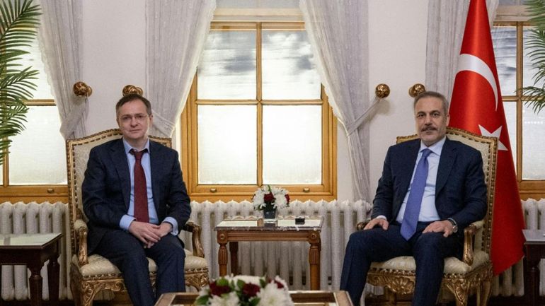 Guerre en Ukraine : les vraies négociations de paix n'ont toujours pas débuté, des réunions trilatérales se tiendront ce vendredi en Turquie