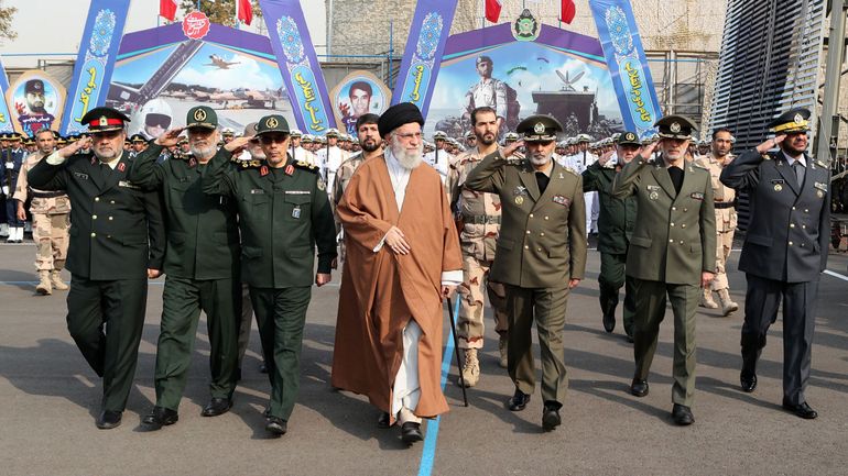 Guerre Iran-Israël : s'il est tué, l'ayatollah Ali Khamenei a désigné trois possibles successeurs, selon le New York Times