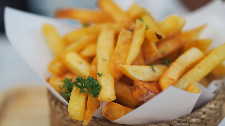 Nos sacro-saintes frites et pommes de terre : une addition environnementale bien trop salée