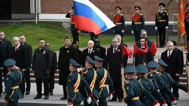 Défilé du 9 mai à Moscou : Poutine, Steven Seagal et des 