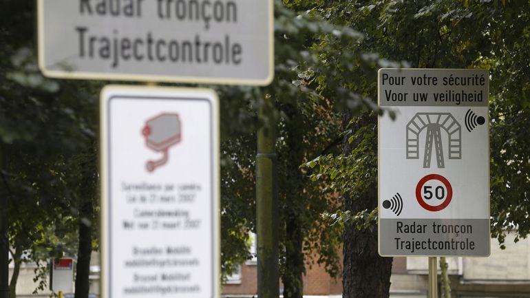 Les radars tronçons seront bientôt actifs en permanence, plus moyen de passer outre