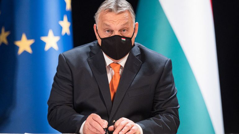Conflit en Ukraine : la Hongrie renforce sa frontière
