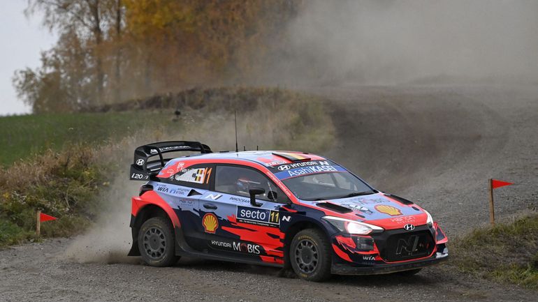 WRC Finlande - Direct vidéo : drapeau rouge pour Rovanperä, la 5e spéciale annulée