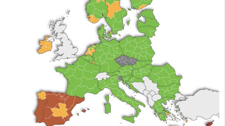 Voyages en Europe : la Belgique (sauf Bruxelles) reste en vert, mais la quasi-totalité du Portugal et de l'Espagne passe en rouge