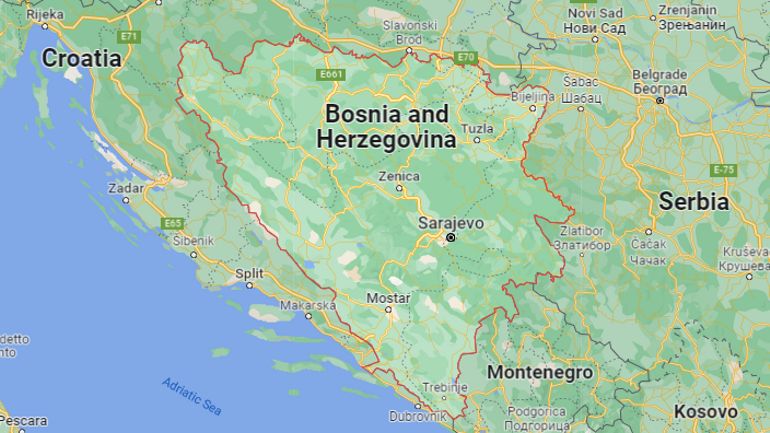 D'anciens chefs politiques et militaires musulmans de Bosnie inculpés de crimes de guerre