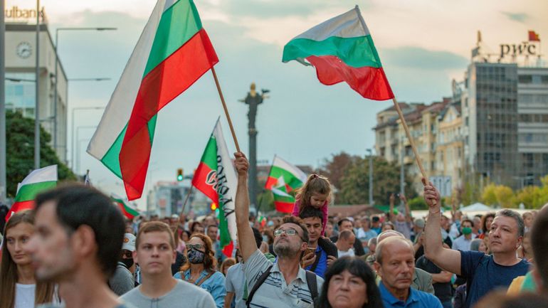 En Bulgarie, le premier parti renonce à gouverner, 