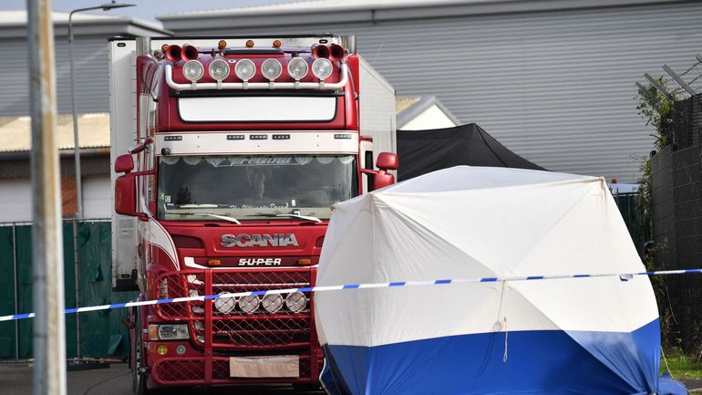 39 migrants morts à bord d'un camion frigorifique : début des plaidoiries devant le tribunal correctionnel de Bruges