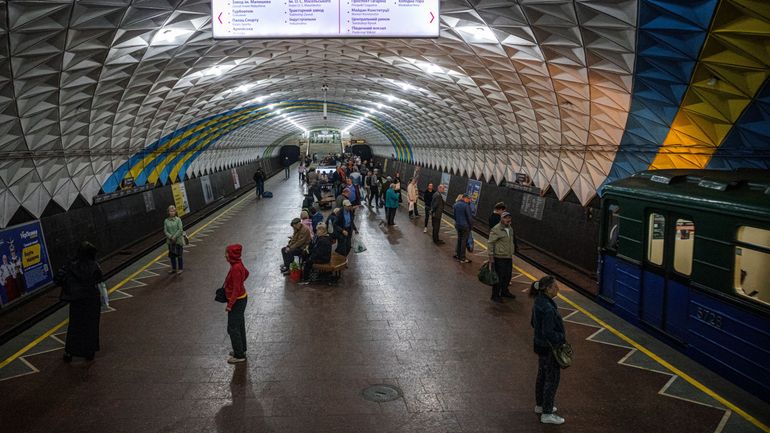 Guerre en Ukraine : après 3 mois d'interruption, le métro de Kharkiv fonctionne à nouveau