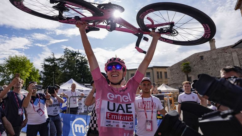 Du jamais vu depuis Merckx : les chiffres fous de la victoire de Tadej Pogacar au Giro