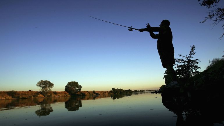 L'interdiction de pêche en rivière prolongée jusqu'au 4 septembre : pourquoi ? Avec quelles conséquences ?