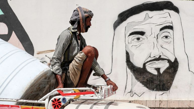 Le président des Emirats arabes unis cheikh Khalifa est décédé