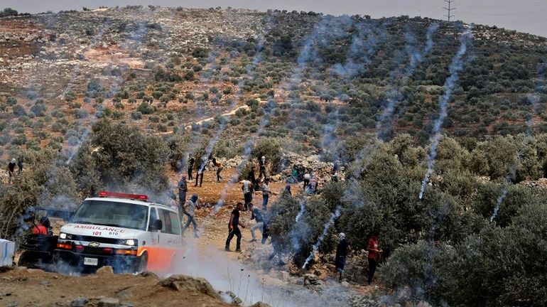 Cisjordanie : près de 300 Palestiniens blessés dans des heurts avec l'armée israélienne