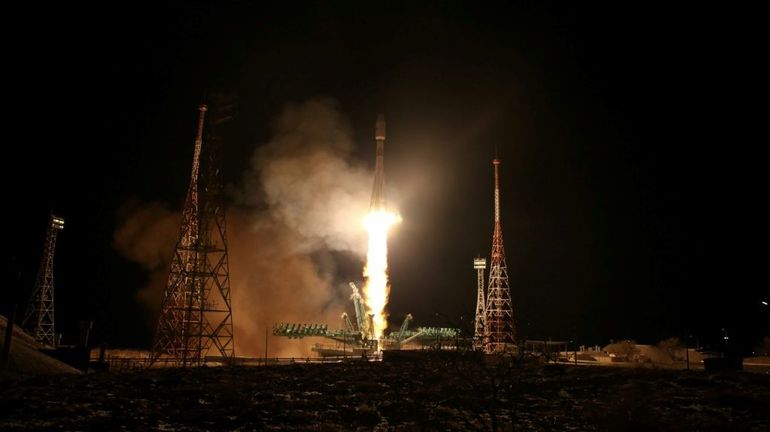 Décollage d'une fusée Soyouz vers l'ISS avec trois Russes à bord