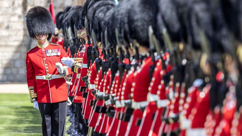 Six soldats de la Irish Guards arrêtés à quelques jours du jubilé de la reine Elizabeth II