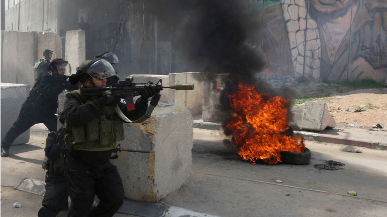 Guerre Israël-Gaza : l'armée israélienne suspend les permissions des soldats