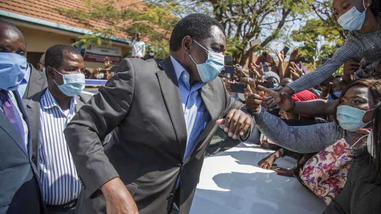 Présidentielle en Zambie : l'opposant Hikaine Hichilema est en tête des résultats partiels