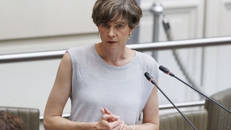 Cieltje Van Achter, ministre flamande en charge de Bruxelles, lance un plan global pour le néerlandais dans la capitale