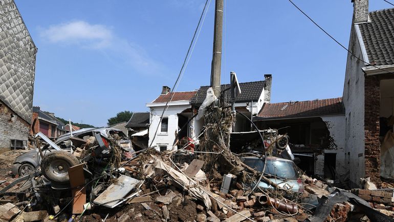 Inondations en Belgique : le bilan provisoire s'établit à 32 morts et 18 disparus