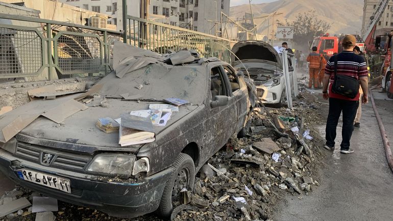 Frappe israélienne en Iran : deux chefs militaires tués, la République islamique jure vengeance