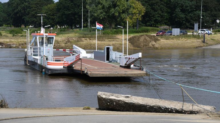 Intempéries : le bac de Meeswijk traversera à nouveau la Meuse vers les Pays-Bas dans la semaine du 30 août