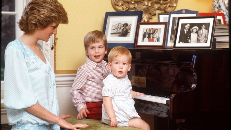 En privé et séparément, William et Harry marquent l'anniversaire de la mort de leur mère, la princesse Diana